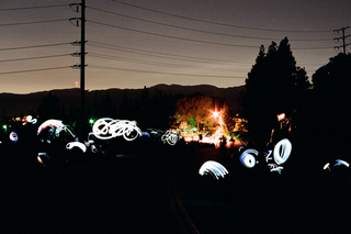 Illustration for article titled Shooting Challenge: Slow Shutter